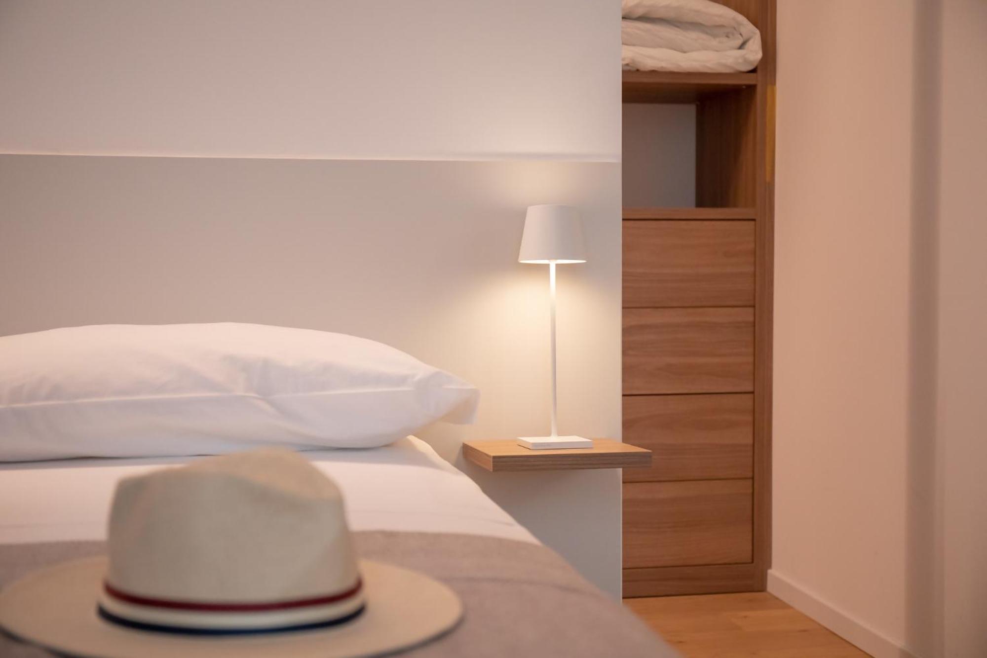 Amendola City View Apartments Suite Romantica Côme Extérieur photo